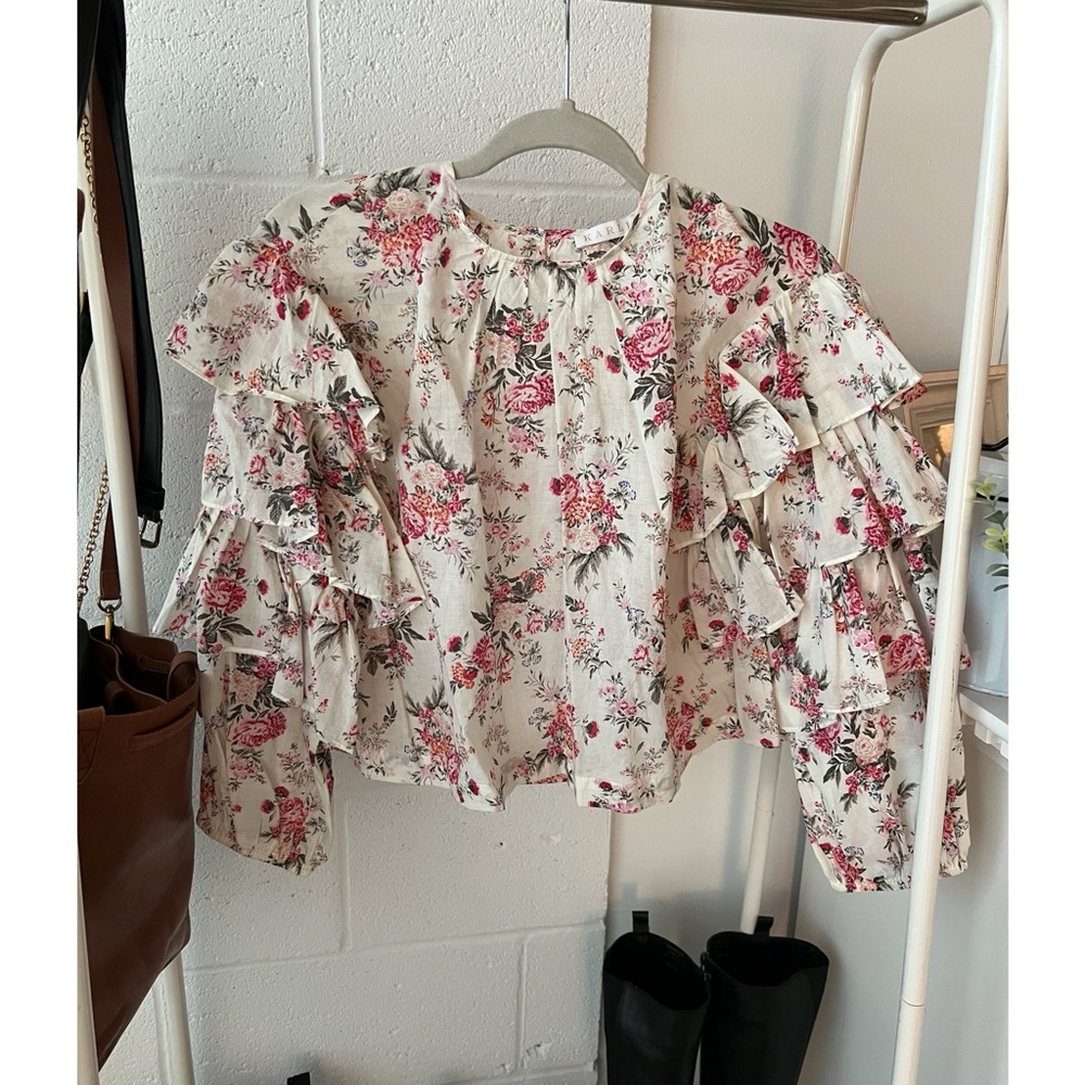 Floral Ruffle Long Sleeve Top